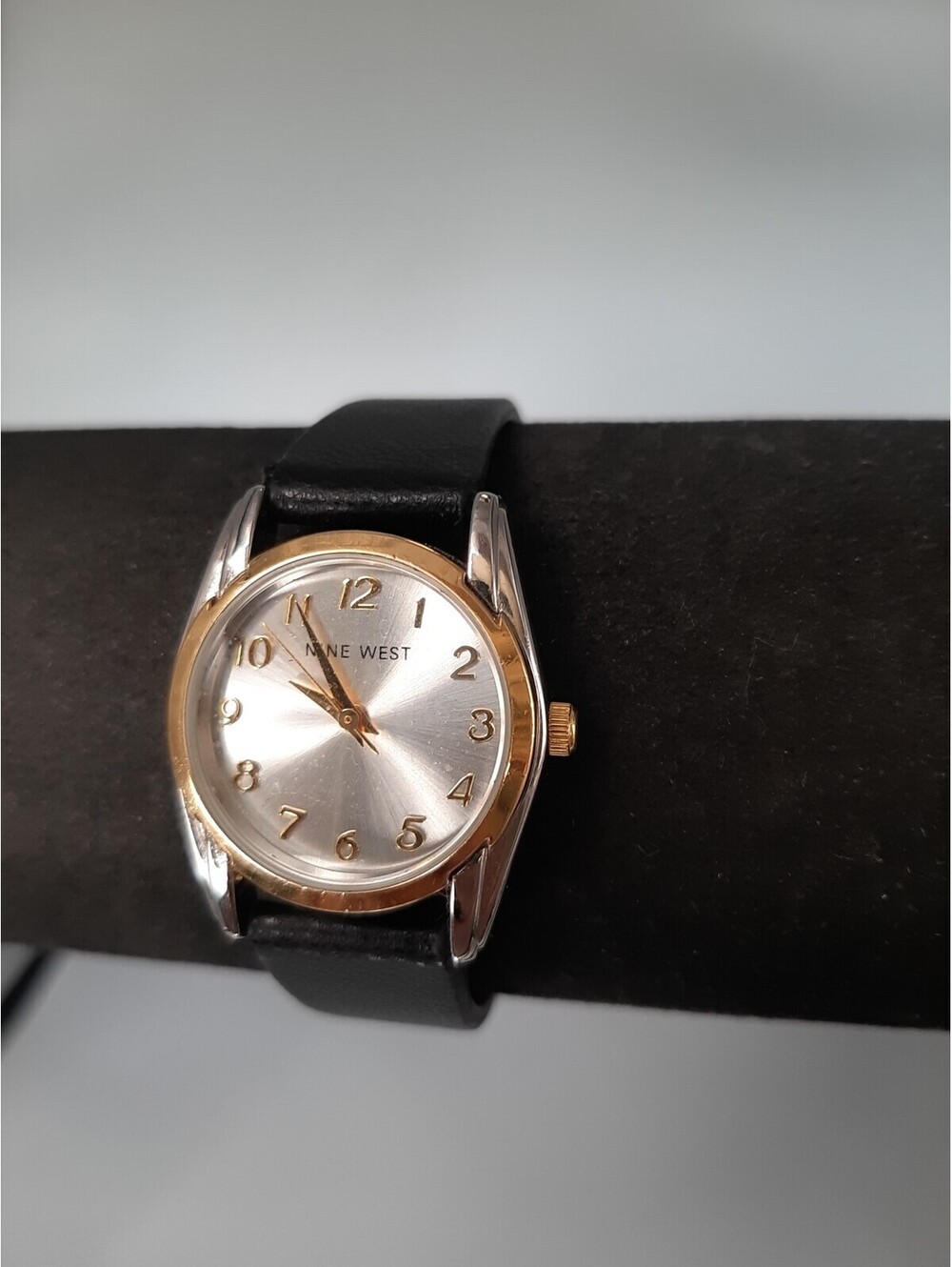 Nine West Ladies Gold Tone Wristwatch w/ Black Strap & New Battery-Works Great